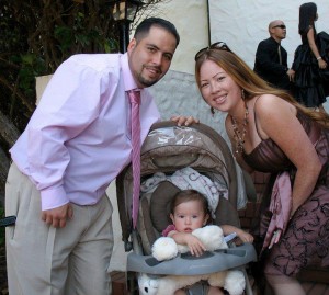 Juliana with her parents, Jesus and Patricia