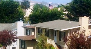 The US Flag flys proudly in Avalon Park 24/7. Over 40 neighbors agreed this was a great site.