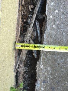 Within half an hour the crack grew from 3" to 6" Photo: Adam Ornellas