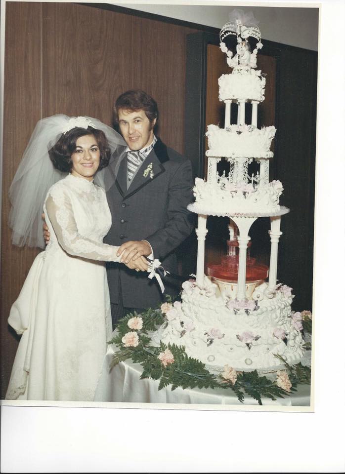 Francine Cistulli Graben shares a photo of her wedding cake by Galli's 