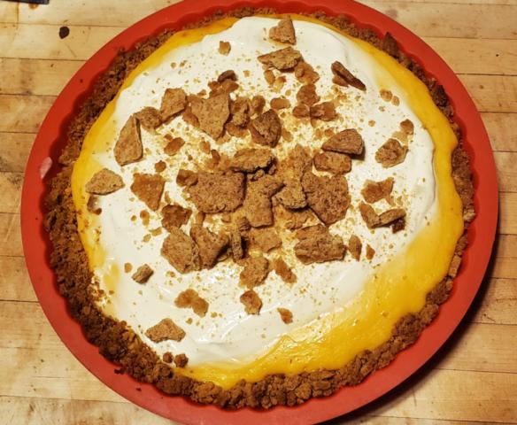 Chef Ava Marie’s pumpkin New York style cheesecake pie with sour cream topping